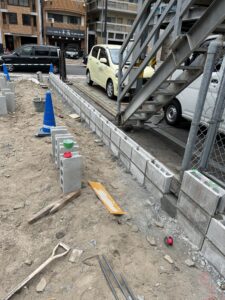 「境界ブロック積み」広島市　南区施工中ブログ