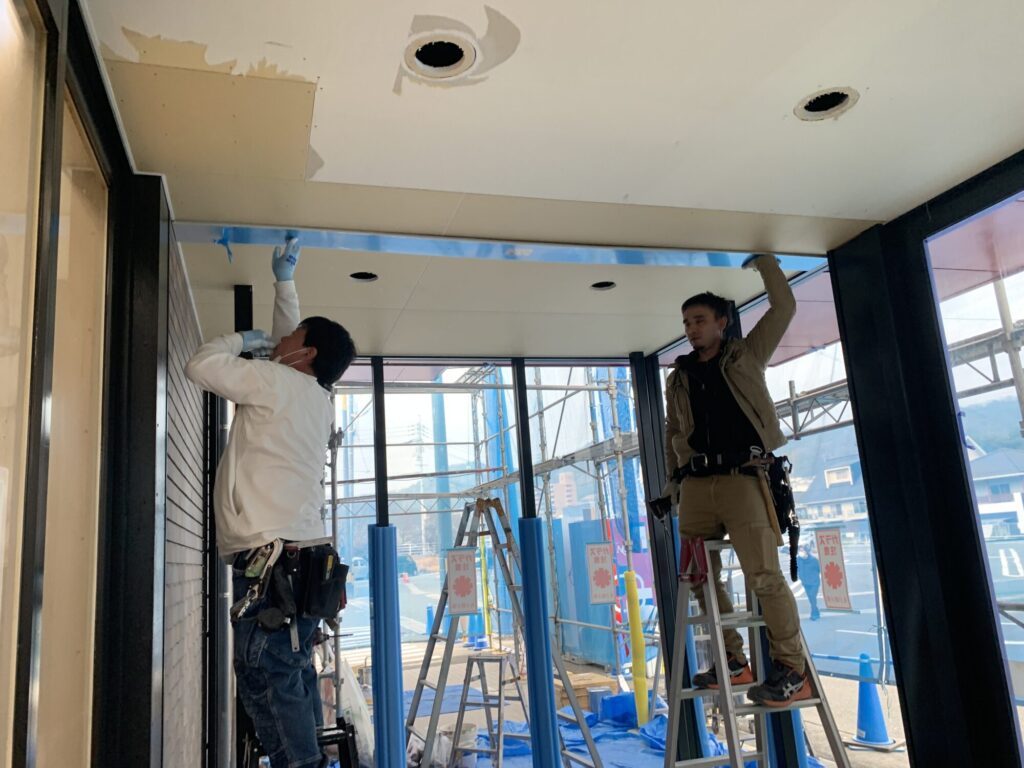 風除室増築工事